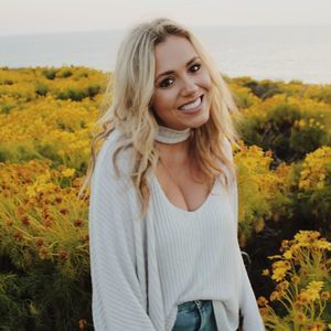 Meet your Posher, Avery